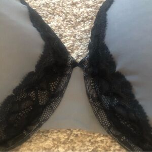 Olga Bra Underwire Lace Contour Full Figure Comfort Straps Back Smoothing  38DD